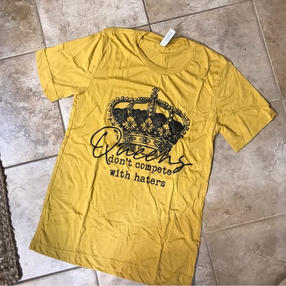 đź‘‘Queens .. Haters Tee - Picture 2 of 4